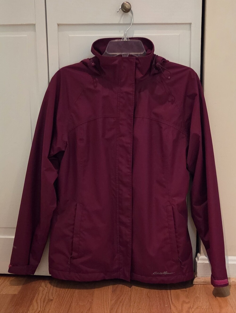 Eddie Bauer Women’s Packable Waterproof WeatherEdge Rain Jacket, Windbreaker